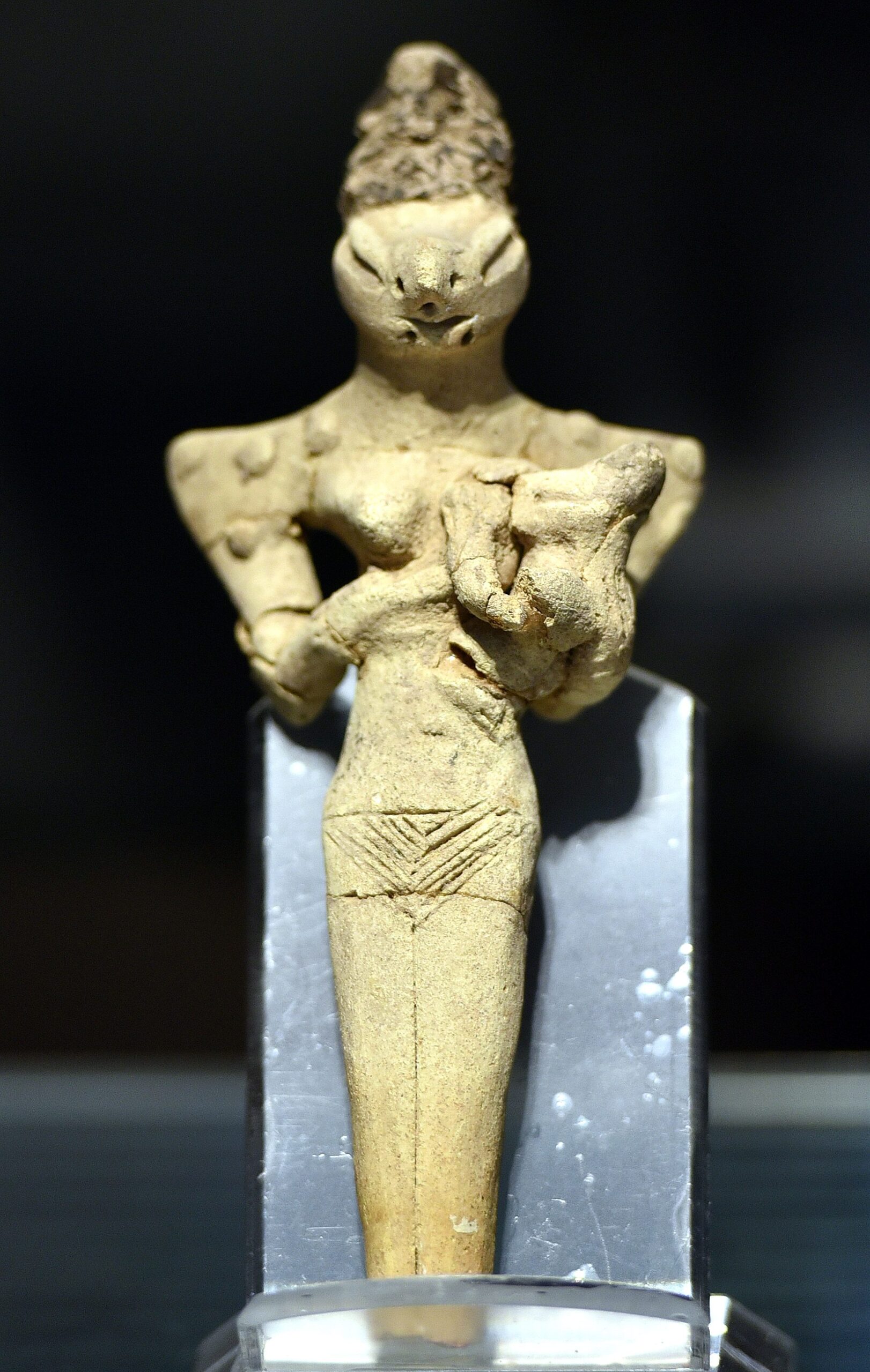 Statuetta ubaid dalla testa di lucertola trovata a Ur, circa 4000 a.C.